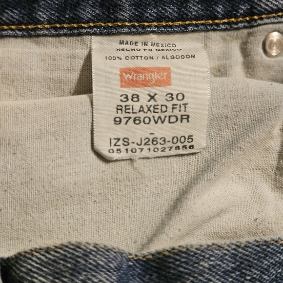 SET OF 3 MENS PAINTER'S PANTS. NO TEARS OR FLAWS OTHER THAN PAINT STAINS. - Picture 2 of 3
